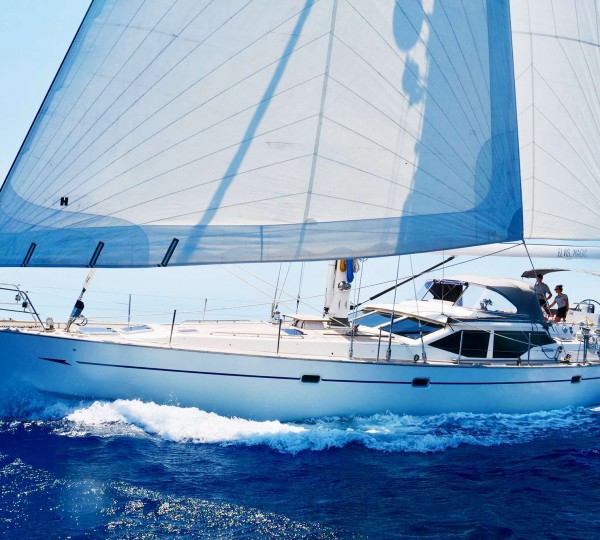 Majestic Oyster 82 Sailing Yacht ZIG ZAG places second in class at 2016
